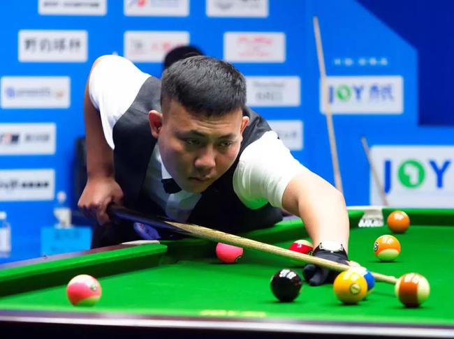 从而在比赛 从而在比赛